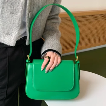 Дамска чанта 2023 Нова чанта през рамо Лесна и универсална кожена малка квадратна чанта Луксозен дизайн Подмышечная чанта на едно рамо
